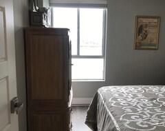 Toàn bộ căn nhà/căn hộ One Bedroom Condo With Amazing View Of The St.clair River (Sarnia, Canada)