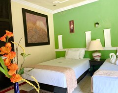 Khách sạn Hotel Green River (Izamal, Mexico)