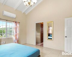 Cijela kuća/apartman Your Roomy Comfortable Place K4 (St Džordž, Grenada)