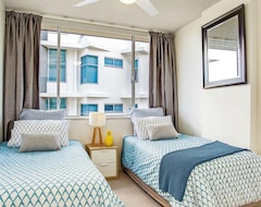 Otel Wyuna Beachfront Holiday Apartments (Burleigh Heads, Avustralya)
