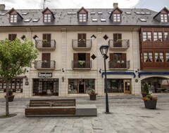 Khách sạn Hotel Fonfreda (Viella Mitg Arán, Tây Ban Nha)