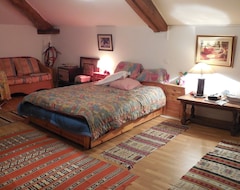 Hotel Homestay In An Old Farmhouse In The Countryside (Lamothe-Capdeville, Francuska)