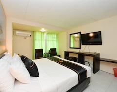 OYO 2487 Sampurna Jaya Hotel (Tanjung Pinang, Endonezya)