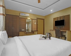 Khách sạn Collection O Hotel Regal Near ISKON TEMPLE , ABIDS (Hyderabad, Ấn Độ)