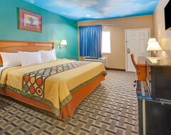 Khách sạn Sapphire Inn & Suites (Deer Park, Hoa Kỳ)