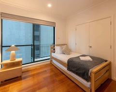 Hotel One Bedroom With Dedicated Bathroom At Regency Towers In Melbourne Cbd (Melbourne, Australien)