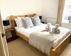 Hotel Home Crowd Luxury - Bycroft House (Doncaster, United Kingdom)