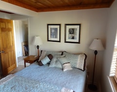Toàn bộ căn nhà/căn hộ 3-bedroom, 3-level Cabin-spectacular Mountain And Lake Views! (Twin Lakes, Hoa Kỳ)
