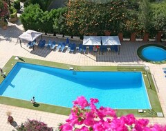 Navarria Hotel (Limassol, Cyprus)