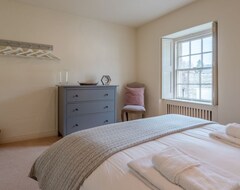 Toàn bộ căn nhà/căn hộ Candlemaker&apos;s Cottage, Marshfield - Sleeps 6 Guests In 3 Bedrooms (Chippenham, Vương quốc Anh)