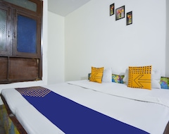 Khách sạn Spot On 39952 Hotel Silverton Spot (Jalandhar, Ấn Độ)