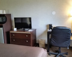 Hotel Days Inn & Suites by Wyndham Vancouver (Vancouver, USA)