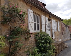 Cijela kuća/apartman Village House With Pool (Cavagnac, Francuska)