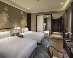 Hualuxe Hotels And Resorts Zhangjiakou (Zhangjiakou, China)
