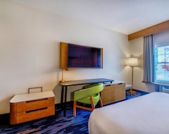 Hotel Country Inn & Suites by Radisson (Cortland, USA)