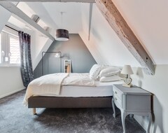 Toàn bộ căn nhà/căn hộ Stunning Apartment In The Heart Of Dambach La Ville (Dambach-la-Ville, Pháp)
