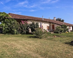 Toàn bộ căn nhà/căn hộ Authentic And Beautiful Vacation Home In The Countryside. (Armillac, Pháp)