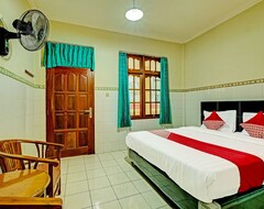 Oyo 91417 Garuda Setia Hotel (Kebumen, Indonezija)