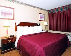 Khách sạn Rodeway Inn & Suites (Warren, Hoa Kỳ)