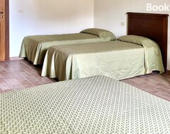 Hotel Biagetti Bedrooms (Assisi, Italija)