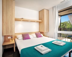Aparthotel Aminess Maravea Camping Resort Mobile Homes (Novigrad, Croacia)