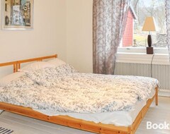 Toàn bộ căn nhà/căn hộ Beautiful Home In Segmon With Sauna, Wifi And 5 Bedrooms (Grums, Thụy Điển)