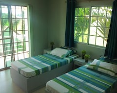 Sir Nico Guesthouse And Resort (Plaridel, Filipinler)