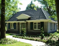 Hotel Detached Villa With Outdoor Fireplace Near The Veluwe (Barneveld, Holland)