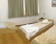 Khách sạn Hotel St. John (Blumenau, Brazil)