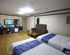 Khách sạn Goodstay Dubai Motel (Yeosu, Hàn Quốc)