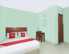 Khách sạn Oyo 90294 Foong Inn Dengkil (Sepang, Malaysia)