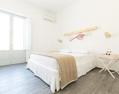 Bed & Breakfast Tangram House (Pulsano, Ý)