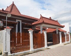 Otel Capital O 93719 Homestay Omah Bidadari (Klaten, Endonezya)