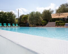 Toàn bộ căn nhà/căn hộ Villa With Private Pool (14m X 7m), 5 Bedrooms, Jacuzzi, Wifi, Garden (Saint-´Cézaire-sur Siagne, Pháp)