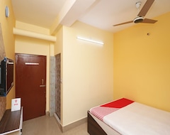 Hotel OYO 16609 Trinayani Guest House (Tarapith, Indien)