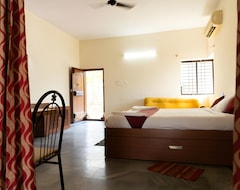 Hotel Shakthi Hill Resorts (Bengaluru, India)