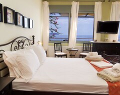 Cijela kuća/apartman Seafront Luxurious 3-bedroom Villa. (Karavados, Grčka)