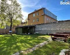 Toàn bộ căn nhà/căn hộ Garden Studio Next To Telliskivi & Old Town (Tallinn, Estonia)