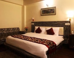 Hotel Goroomgo Moon Mallital , Nanital (Nainital, India)