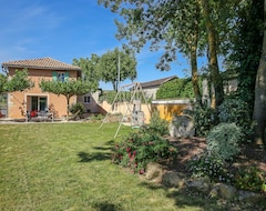 Toàn bộ căn nhà/căn hộ Charming And Comfortable House In The Heart Of The Gaillac Vineyards (Gaillac, Pháp)