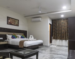 Hotel Dezire Inn (Udaipur, India)