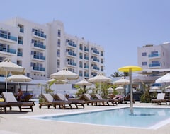Ξενοδοχείο Kapetanios Bay (Πρωταράς, Κύπρος)