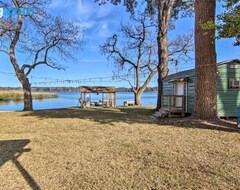 Casa/apartamento entero Lakeside Tiny Home In Daingerfield With Dock! (Pittsburg, EE. UU.)