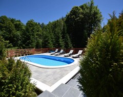 Toàn bộ căn nhà/căn hộ Holiday Homes With Pool, Wellness And Jacuzzi, Surrounded By Beautiful Nature ! (Vrbovsko, Croatia)
