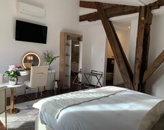 Hotel La Cabane Dambroise (Burdeos, Francia)