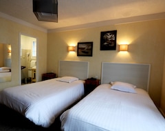 Logis Hotel De La Corniche (Brest, Francia)