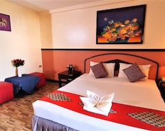 Hotelli La Moon At Phuket - Sha Extra Plus (Phuket-Town, Thaimaa)