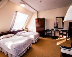 Hotel Piramida Spa & Wellness (Tichau, Polonia)