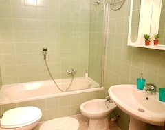 Hotel La Casetta Apartment (Bergamo, Italija)