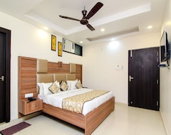 Khách sạn OYO 13932 Hotel Pushpanjali (Kanpur, Ấn Độ)